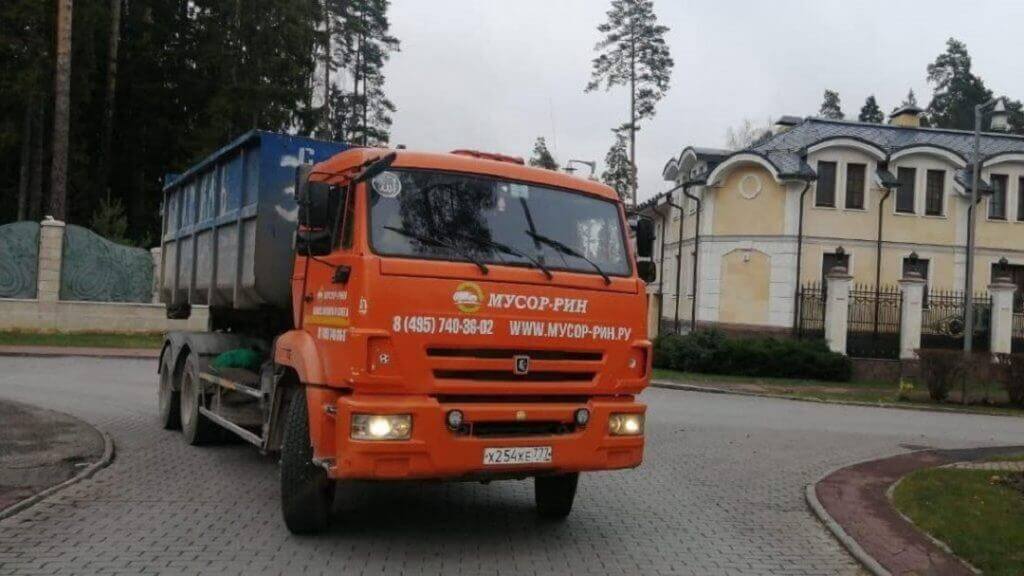 Вывоз мусора контейнером 20 м3